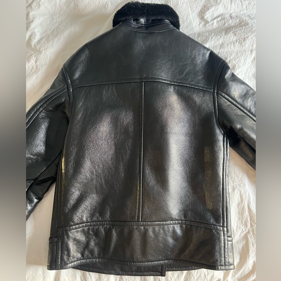 THEORY Leather Shearling Moto oversized jacket - Picture 5 of 10